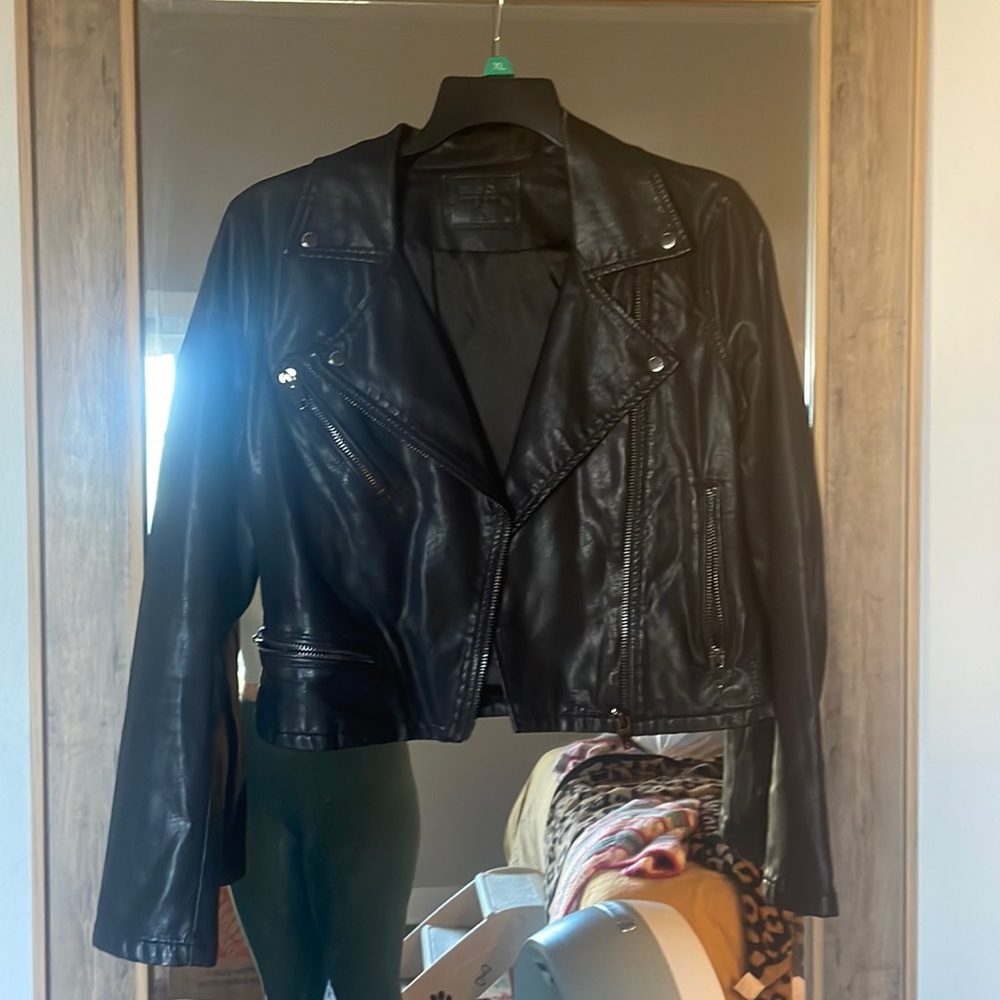 Women’s Blank NYC Medium black leather Moto jacket